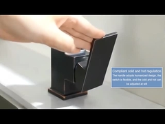 Robinet déroulant de cuisine de pulvérisateur de la Simple-poignée SUS304 avec deux la fonction Sprayhead