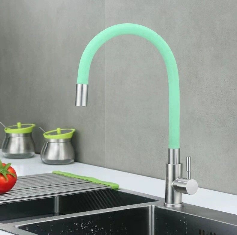 Bec coloré flexible seulement de poignée simple froide de robinet de robinet de la cuisine SUS304
