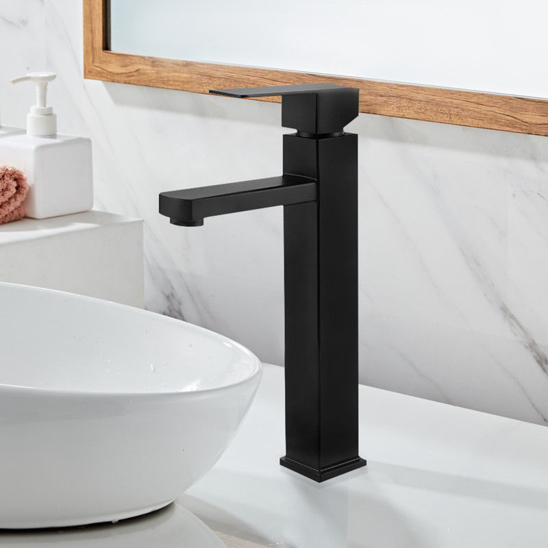 Mélangeur simple de bassin de poignée de trou simple de navire de l'acier inoxydable SUS304 dans Chrome Matte Black Gold Sn