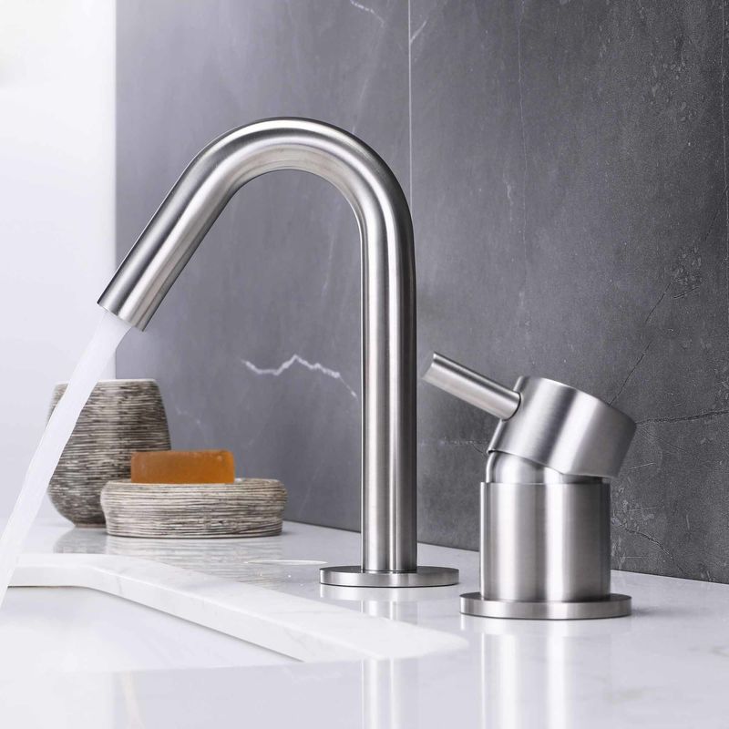 Mélangeur simple de bassin de poignée de trou simple de l'acier inoxydable SUS304 dans Chrome Matte Black Gold Sn